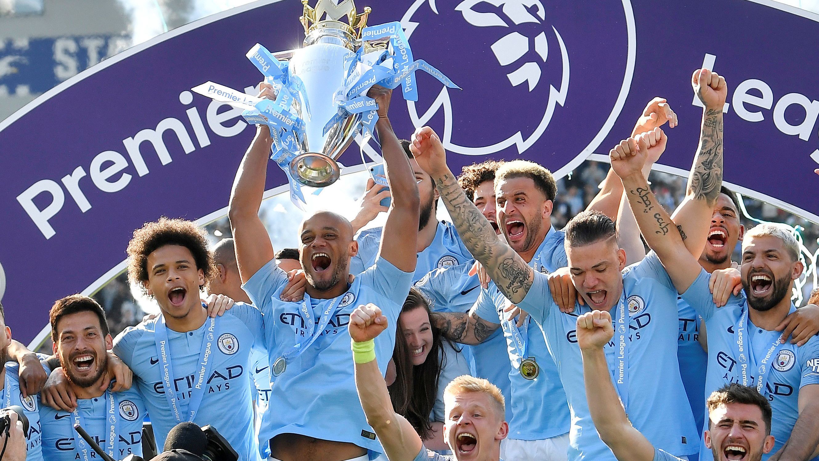 脱颖而出的 脱颖而出的